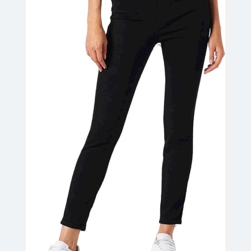 NWT Spanx ankle skinny jean, Clean Black